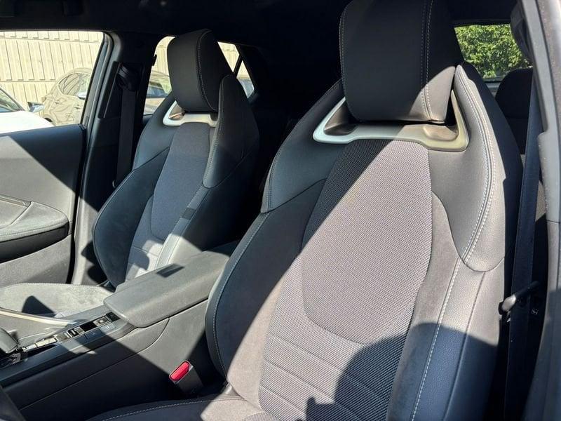 Toyota C-HR 2.0 PHEV E-CVT Lounge
