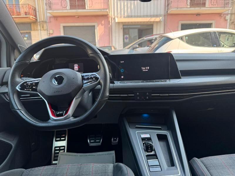 Volkswagen Golf 2.0 TSI GTI DSG