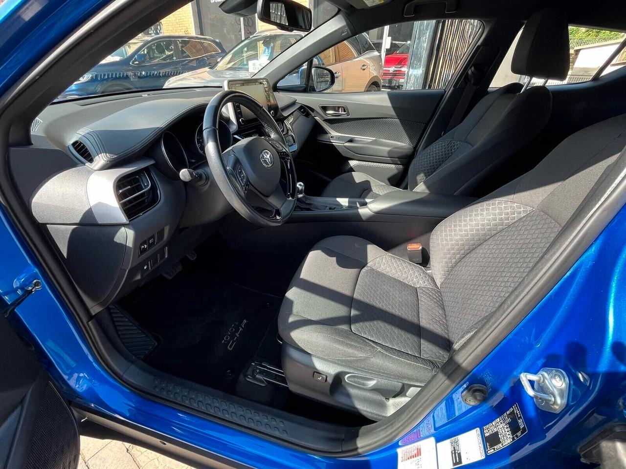 Toyota C-HR 1.8 Hybrid E-CVT Business