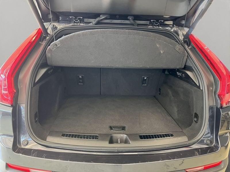 Cadillac XT4 XT4 2.0 td Premium Luxury awd auto