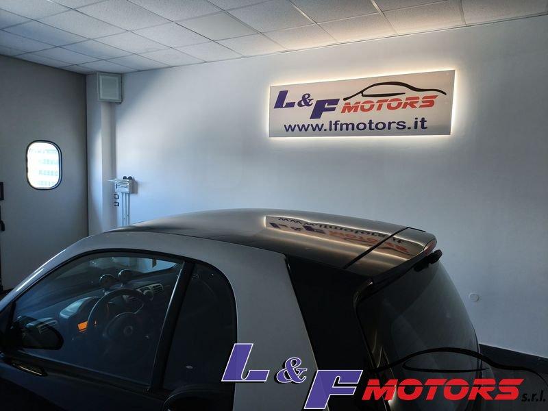 smart fortwo Fortwo 1.0 Pure 71cv