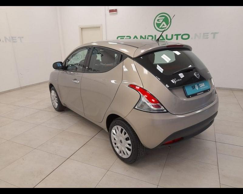Lancia Ypsilon III 2011 1.2 8v Silver 69cv