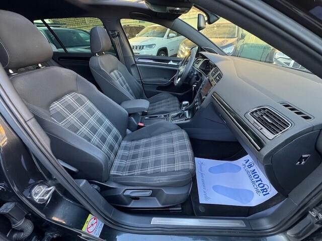 Volkswagen Golf GTD 2.0 184CV DSG TETTO VIRTUAL