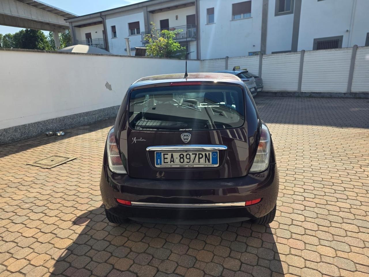 Lancia Ypsilon 1.4 Oro Ecochic GPL