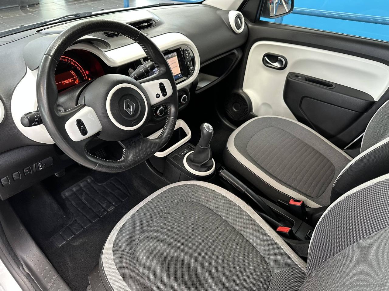 RENAULT Twingo SCe Lovely
