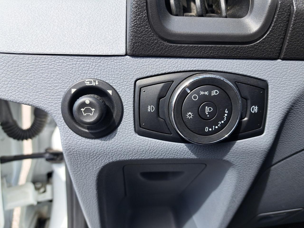 Ford Transit 350 tr.post. 2.0 tdci 170cv combi n1 entry l4h3 e6