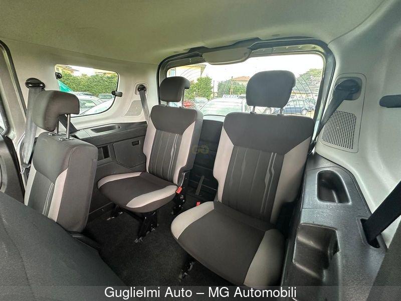 FIAT Doblò 1.4 T-Jet 16V Natural Power Lounge 7 Posti