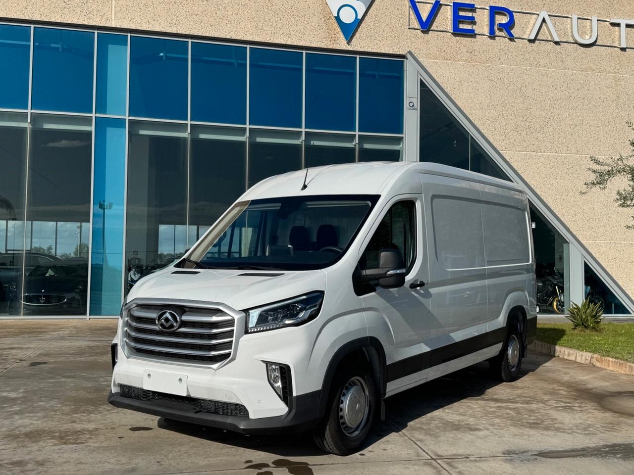 Maxus Deliver9 FWD possibilità noleggio no scoring