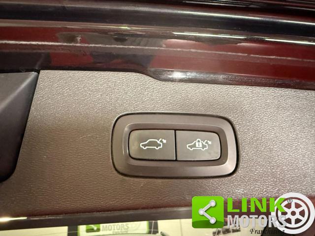 VOLVO V60 D3 Geartronic R-design - IVA -FULL- GANCIO -24MESI