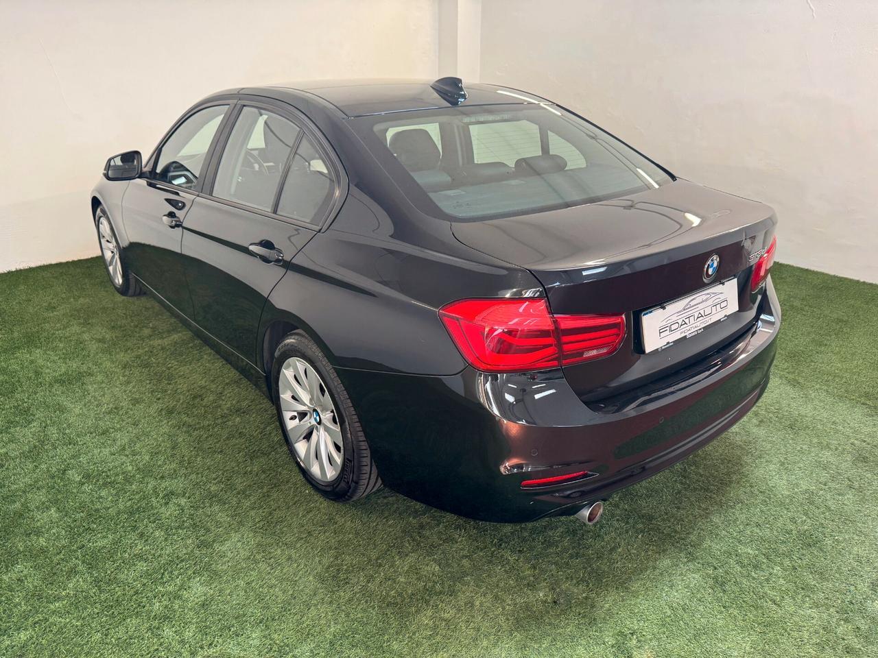 318d EURO6 ADVANTAGE BERLINA TAGLIANDI BMW