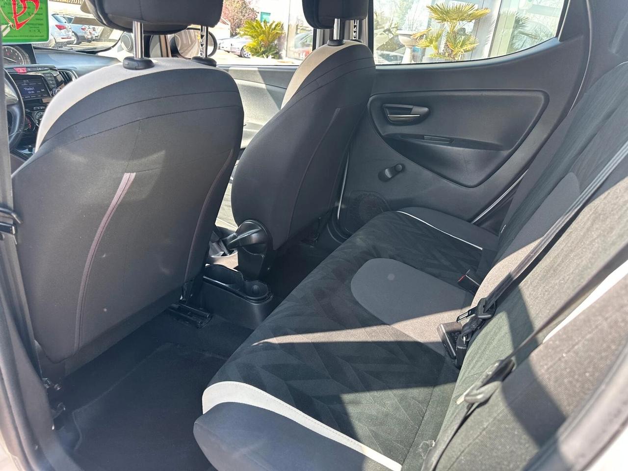 Lancia Ypsilon 1.2 GPL 69 CV 5 porte Platinum NEOPATENTATI