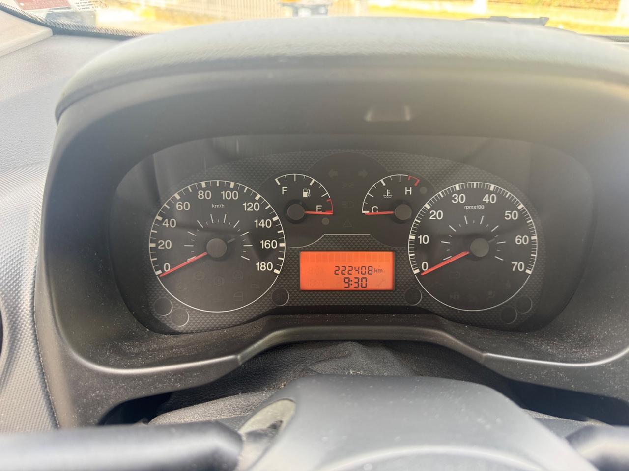 Peugeot Bipper Tepee 1.4 75CV Outdoor