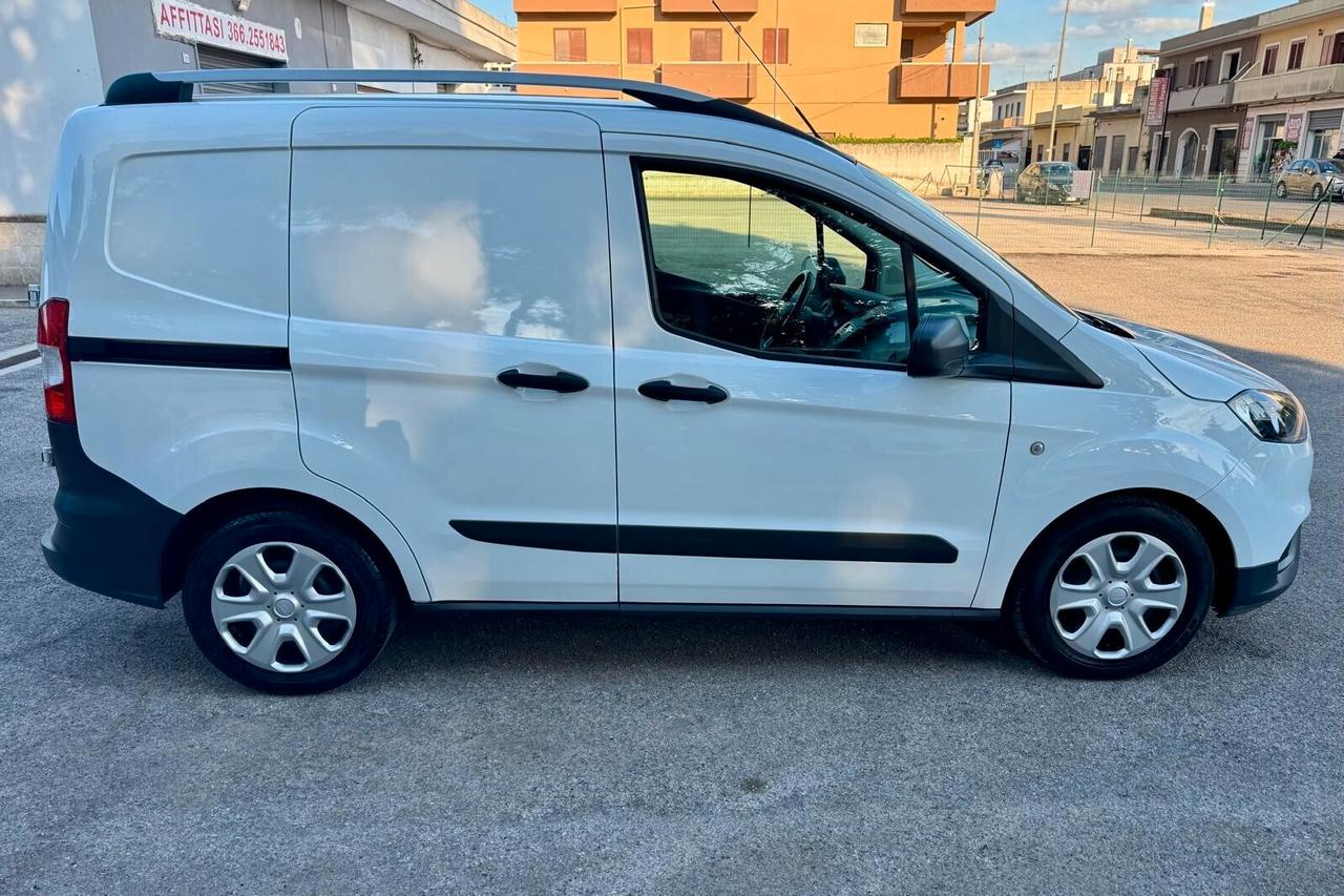 Ford Transit Courier 1.0 EcoBoost 100CV Trend