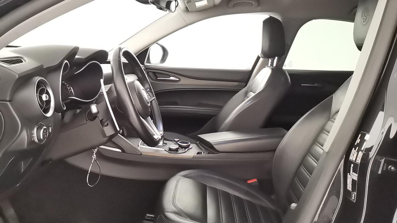 ALFA ROMEO Stelvio 2017 - Stelvio 2.2 t Executive Q4 210cv auto