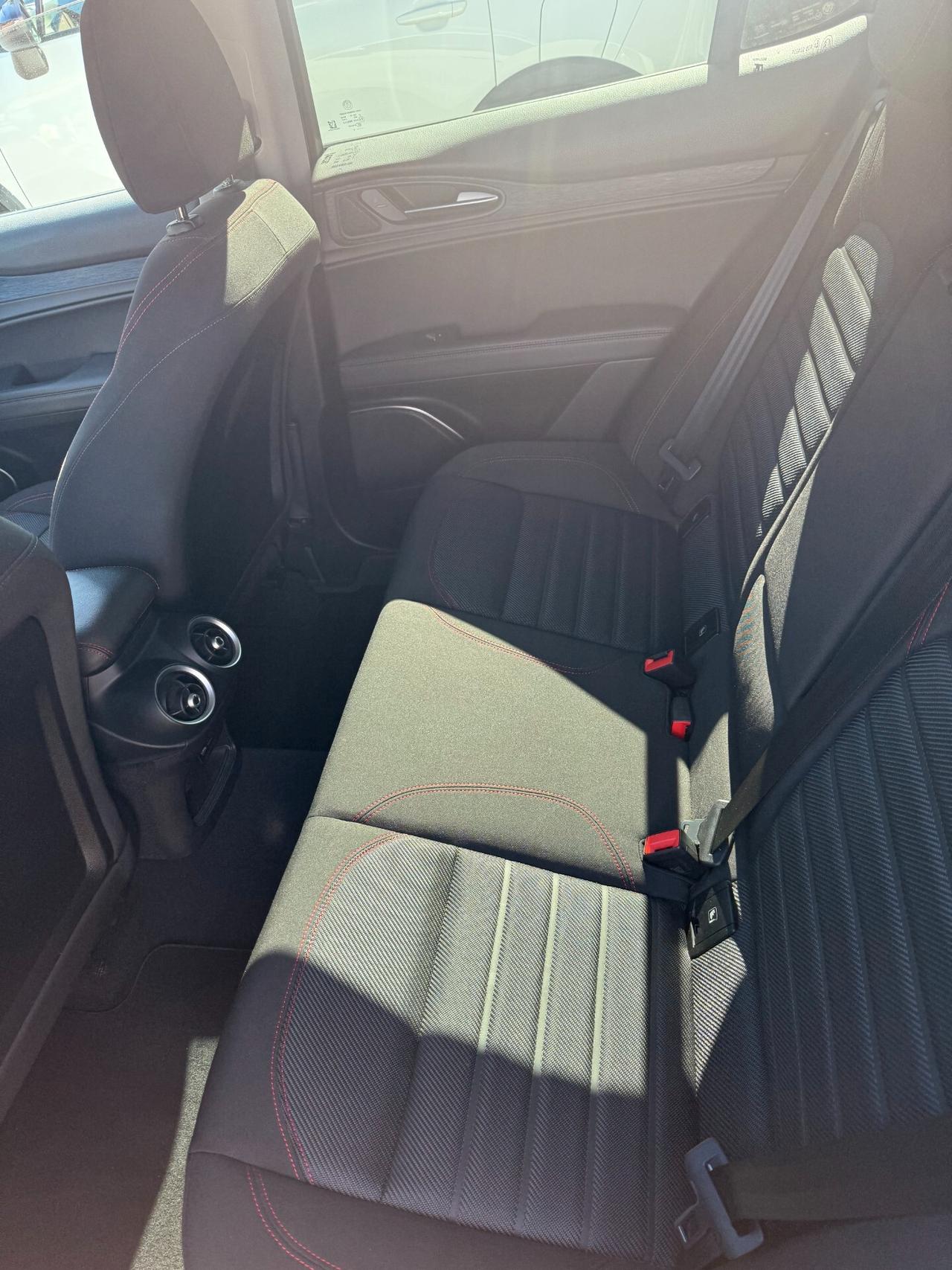Alfa Romeo Stelvio 2.2 Turbodiesel 190 CV AT8 Q4 Business