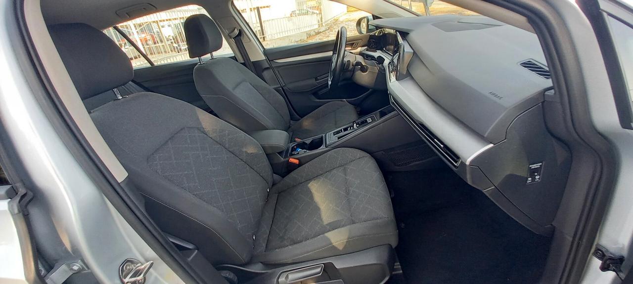 Volkswagen Golf 8 cc. 1.5 E TSI 150 CV. EVO ACT DSG 5 Porte 5 Posti Cambio Automatico 7 Marce.