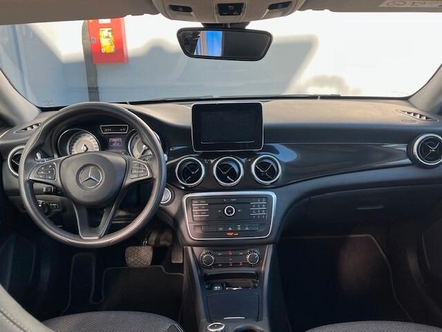 Mercedes-benz CLA 220 d S.W. Automatic Sport