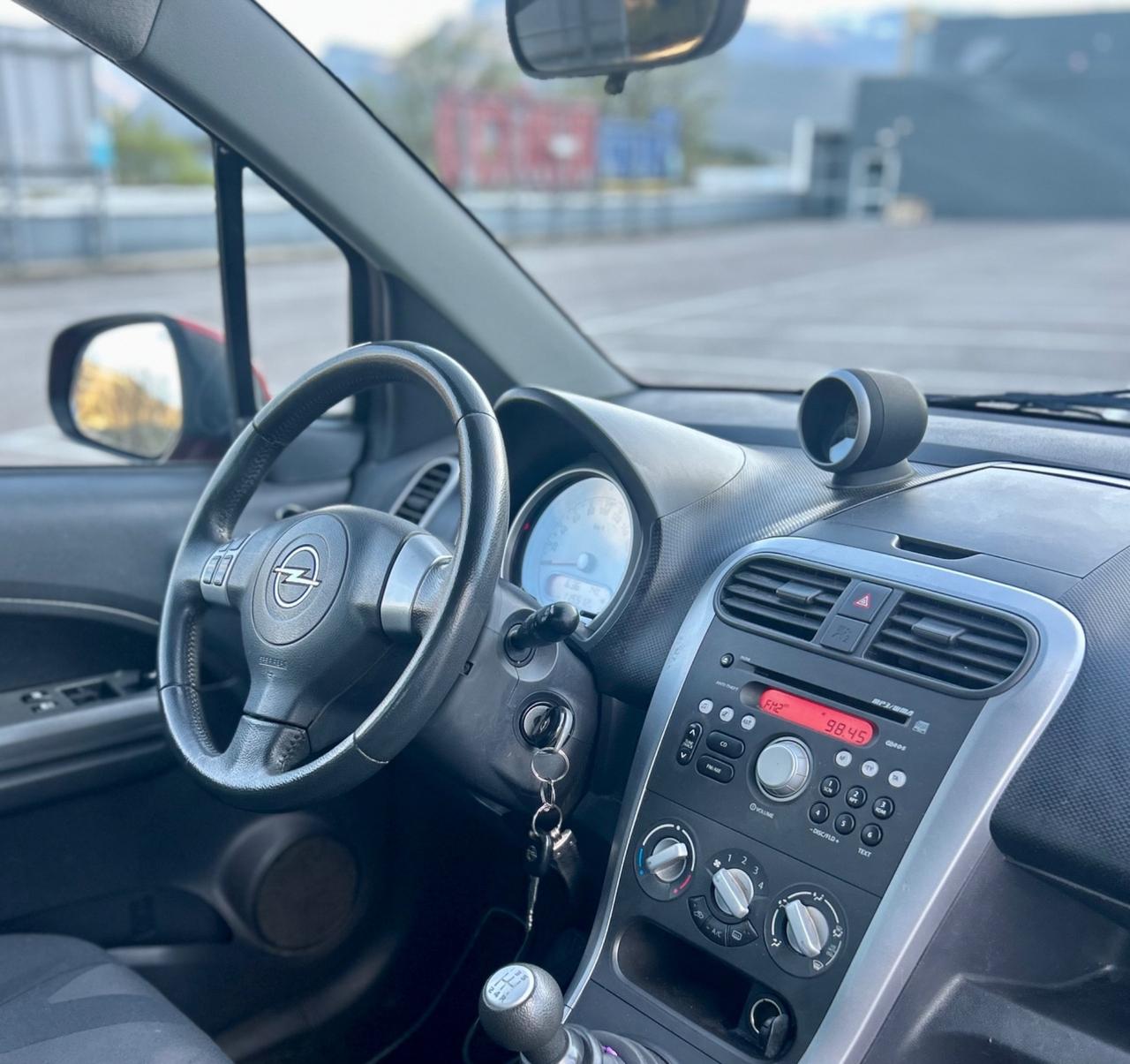 Opel Agila Enjoy Neopatentati 2010 115.000km