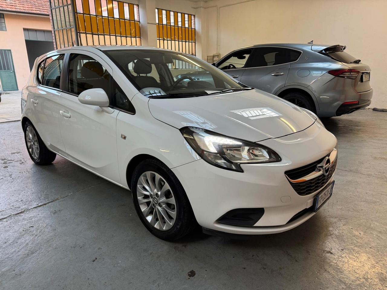 Opel Corsa 1.2 innovation 5p benzina neopat