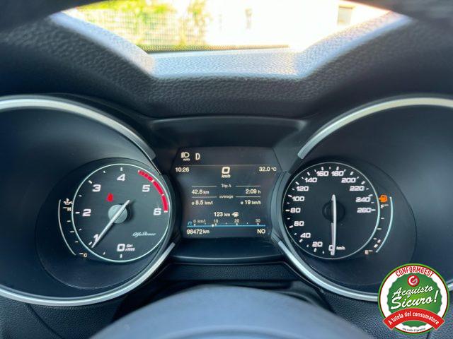 ALFA ROMEO Stelvio Veloce 210cv Q4 Pinze Rosse Sedili Sport