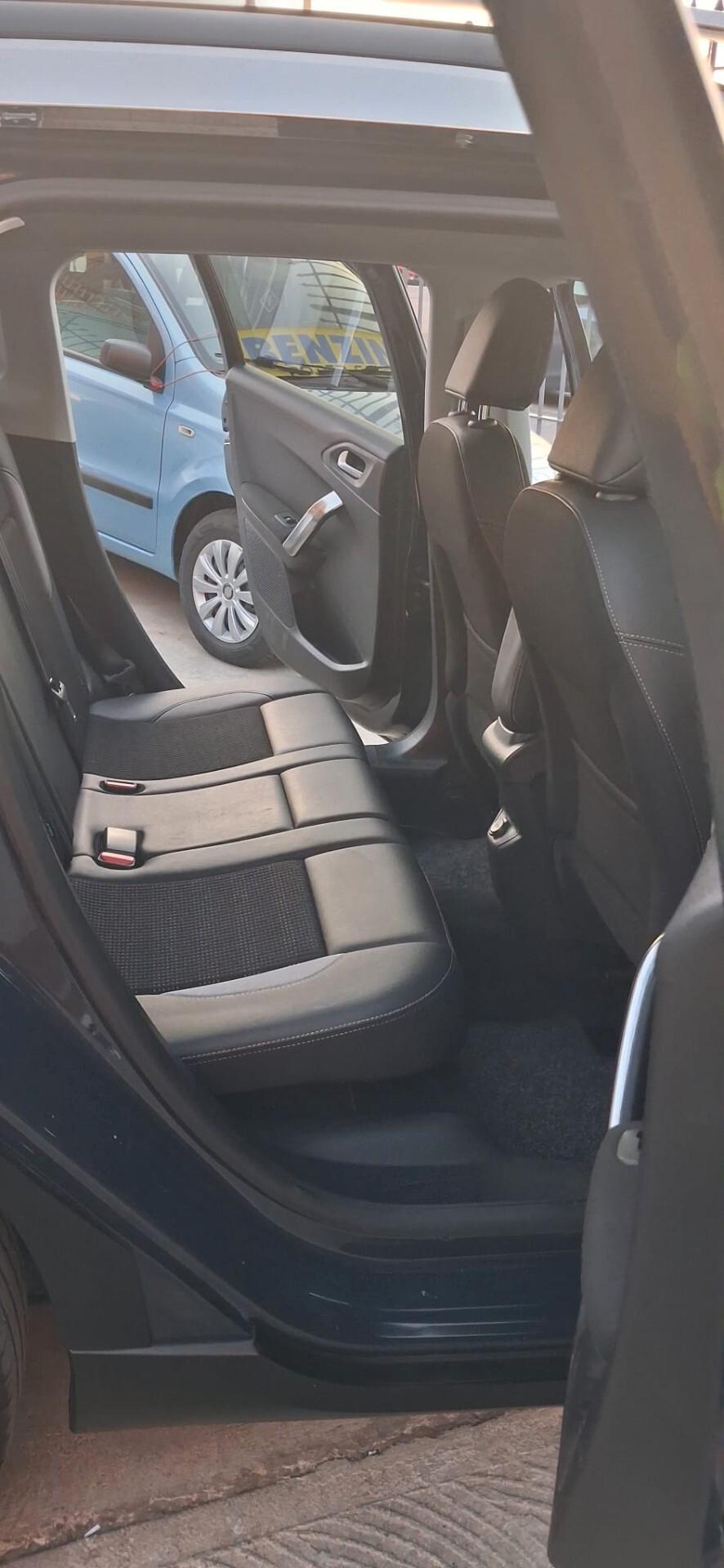 Peugeot 2008 BlueHDi 100 GT Line