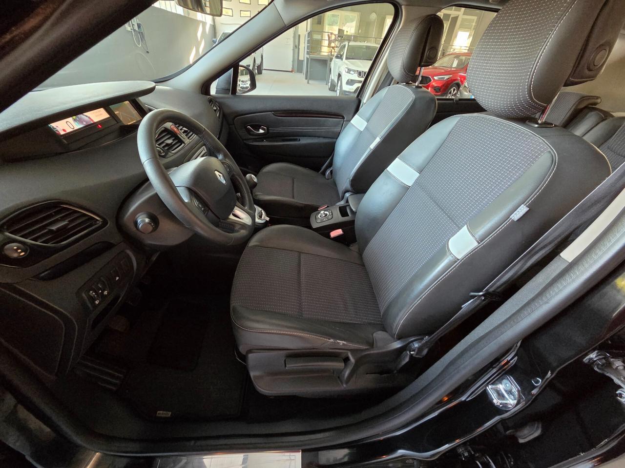 Renault Scenic Scénic X-Mod 1.5 dCi 110CV Attractive