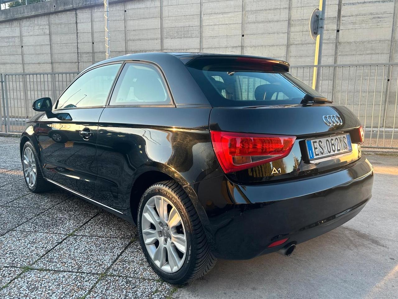 Audi A1 1.6 TDI Attraction