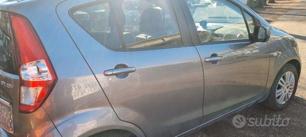 Suzuki Splash 1.0 BENZINA-2012