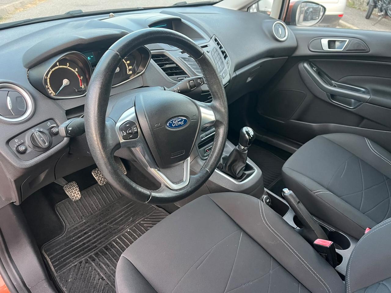 FORD FIESTA 1.0 BENZ SOLO 69.000KM !!!