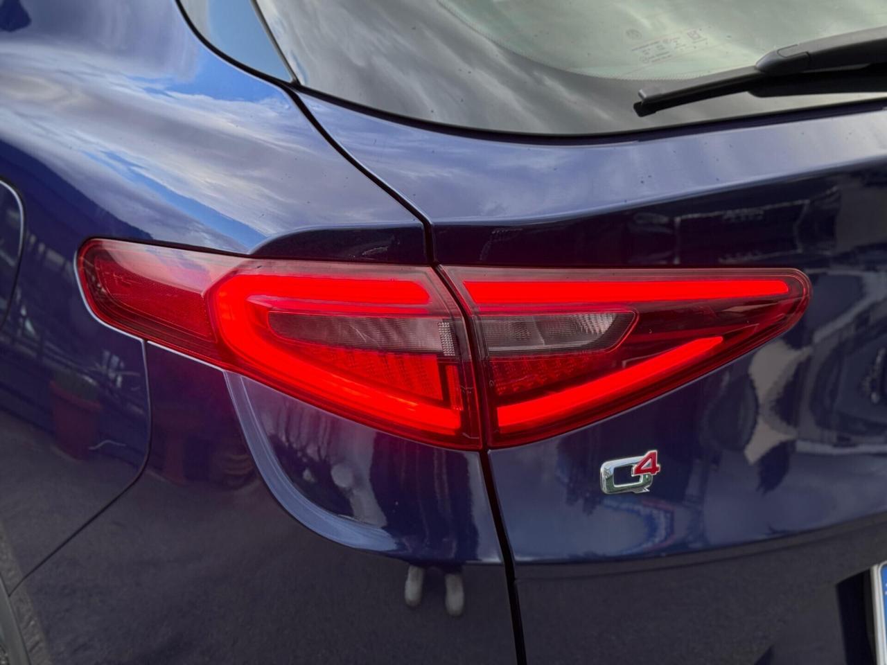 Alfa Romeo Stelvio 2.2 Turbodiesel 190 CV AT8 Q4 B