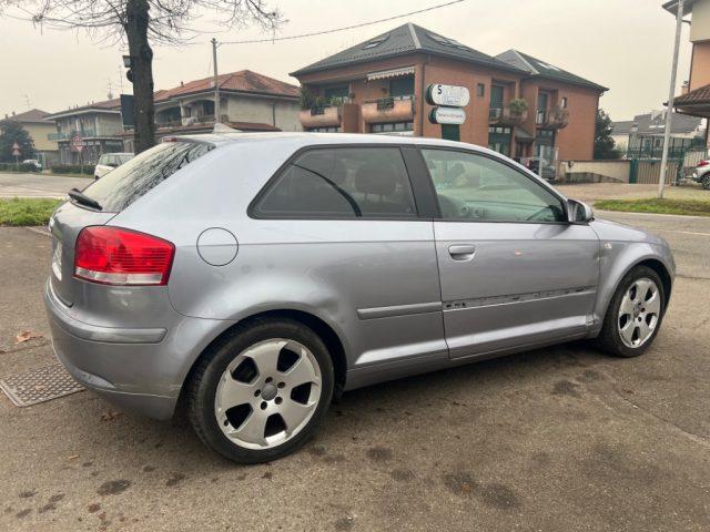 AUDI A3 1.6 16V FSI Ambition