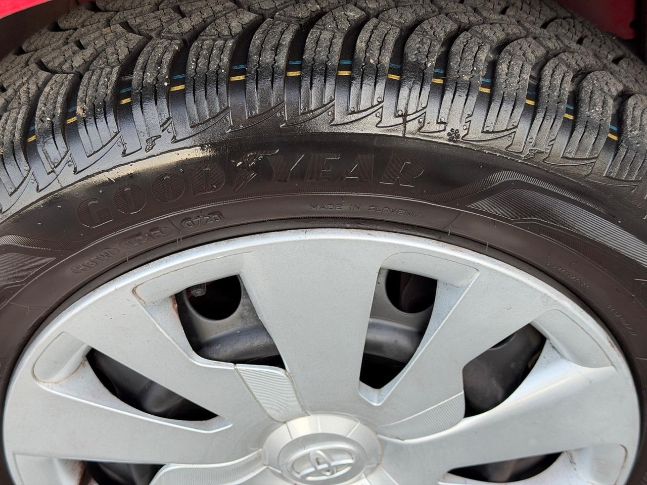 Toyota Yaris 1.0 5PORTE Lounge 2015 EURO6