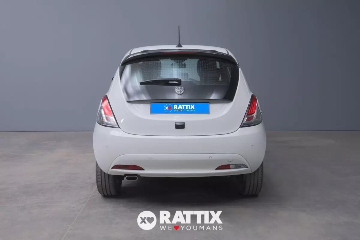 Lancia Ypsilon 1.0 Firefly Hybrid 70CV Platino