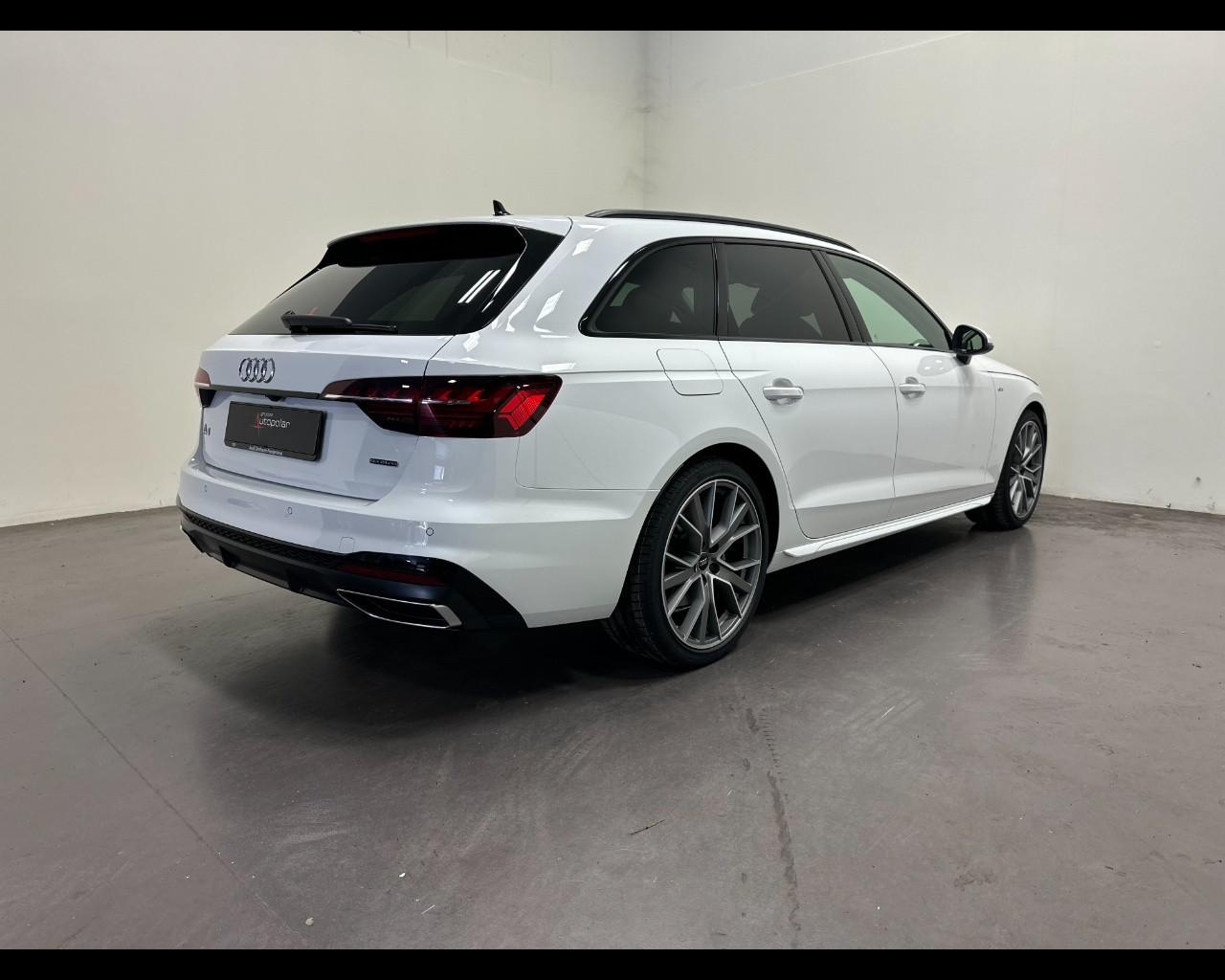 AUDI A4 AVANT 40 TDI MHEV QUATTRO S-TRONIC S-LINE EDITION