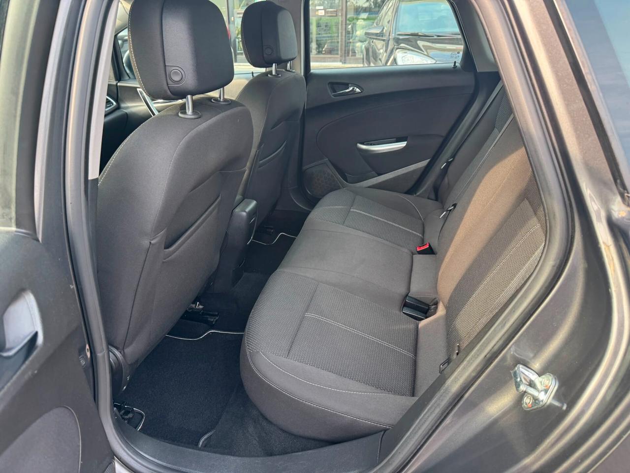 Opel Astra 2.0 CDTI 160 CV 5 porte Cosmo