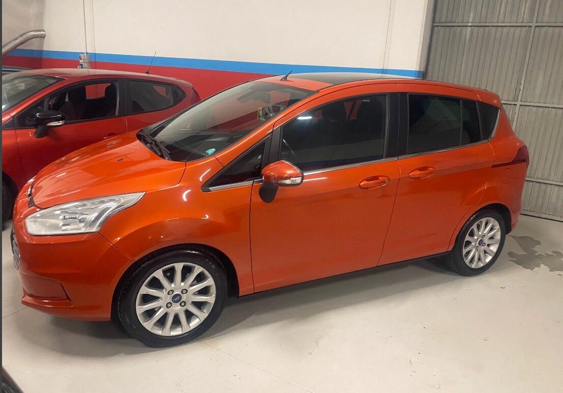 Ford B-Max 1.0 EcoBoost 100 CV Business Titanium