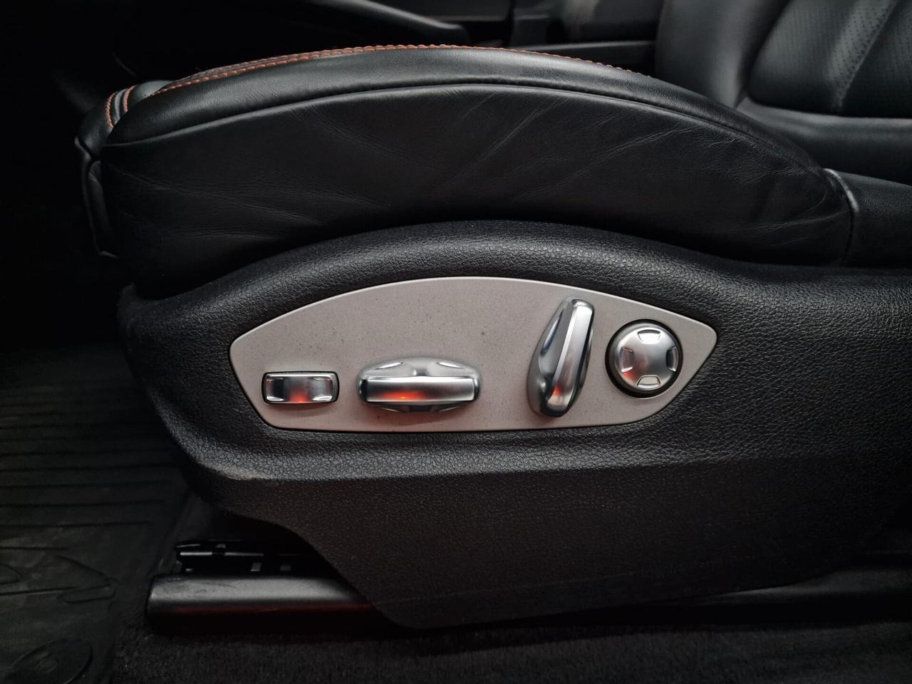 Porsche Macan 2.0 265CV Tetto Apribile