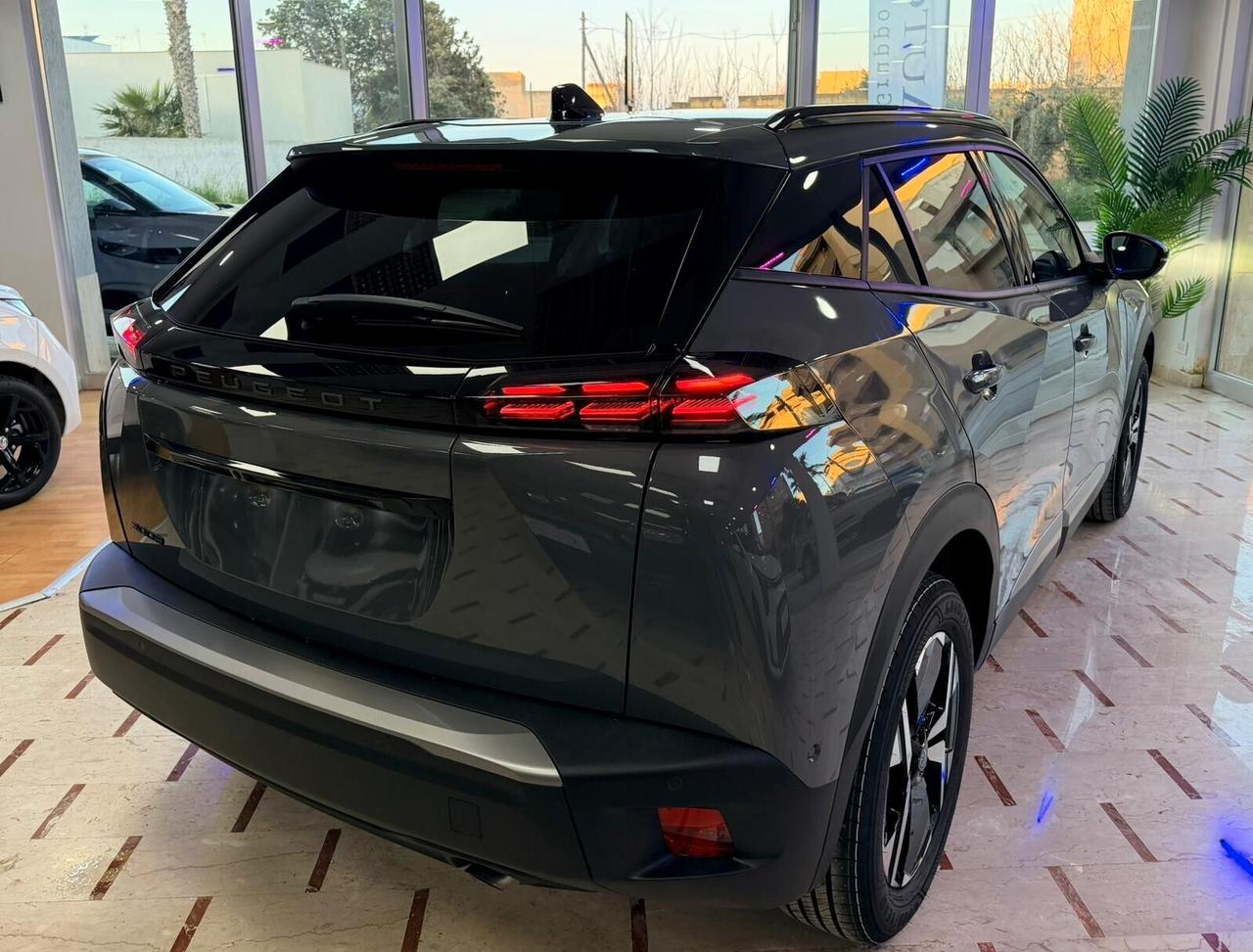 Peugeot 2008 Allure Plus 1.2 100CV Km0