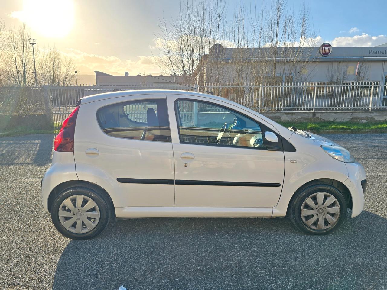 Peugeot 107 1.0 68CV 5p. Active