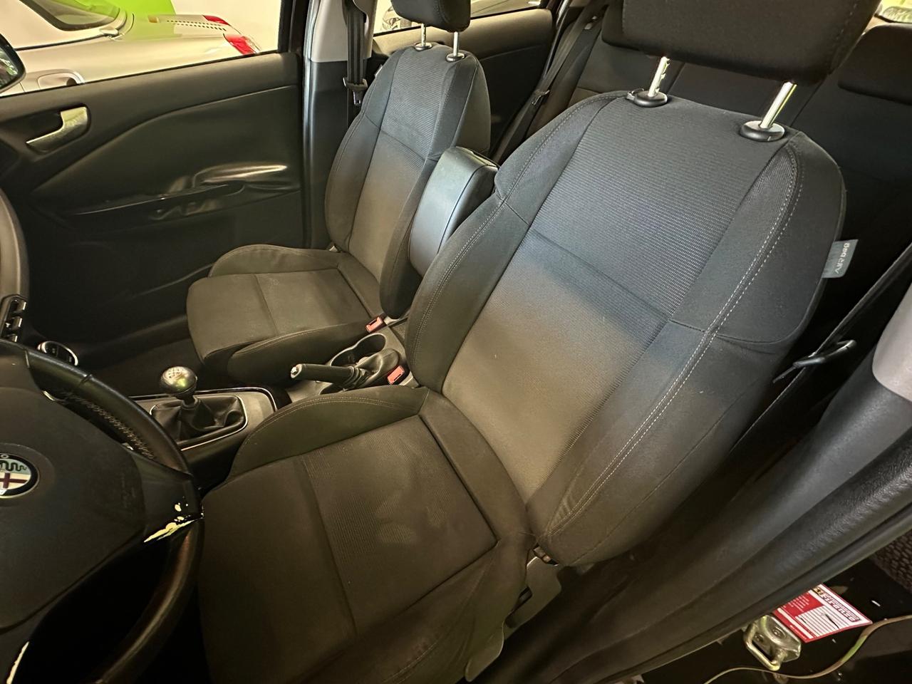 Alfa Romeo Giulietta 1.6 JTDm-2 105 CV Distinctive 2010