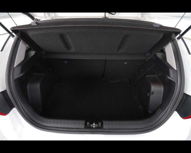 HYUNDAI i20 1.2 MPI MT GPL Connectline