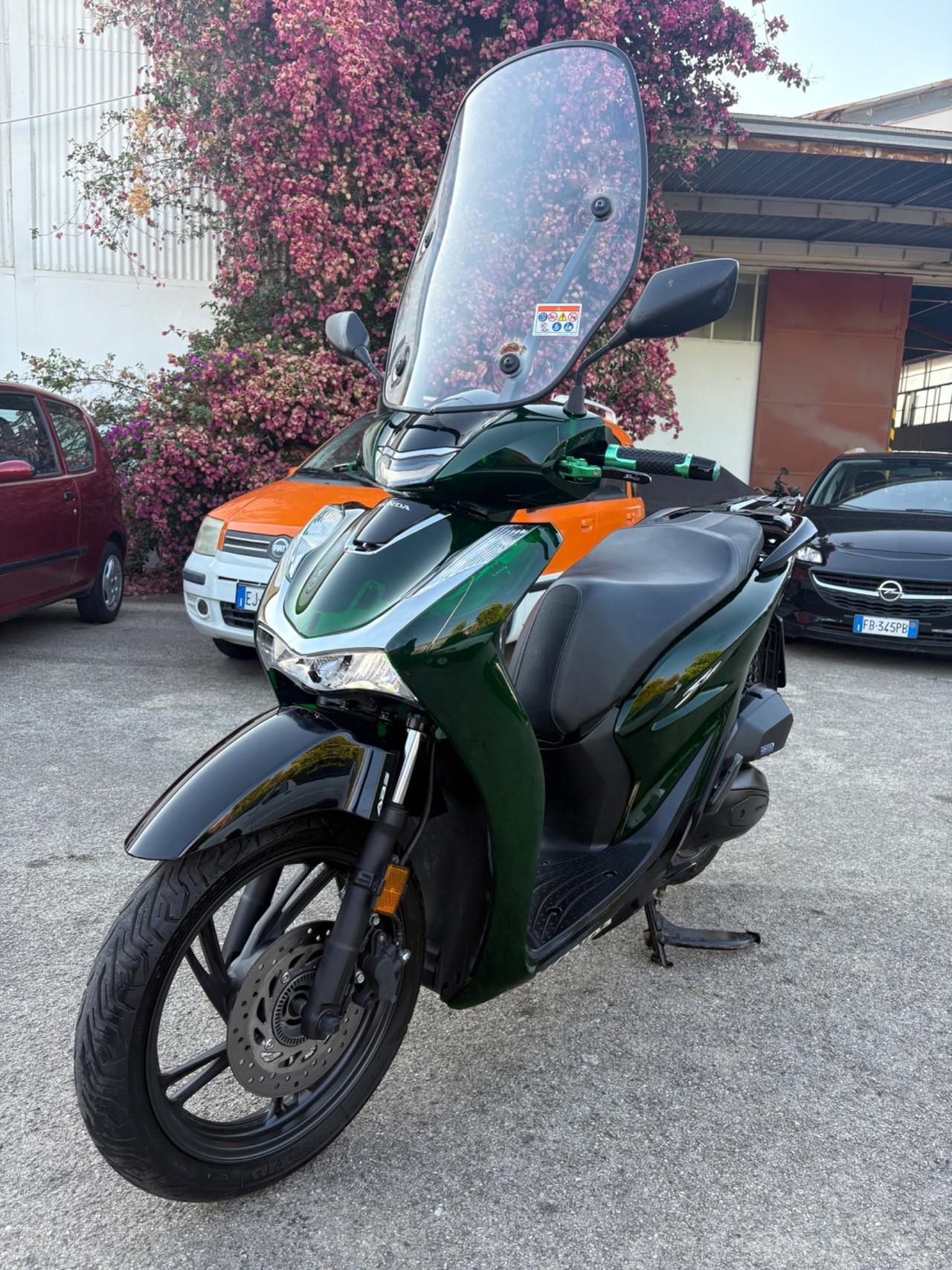 HONDA SH 125 VETRO