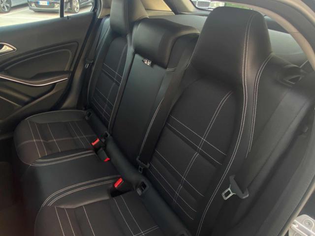 MERCEDES-BENZ GLA 180 Sport