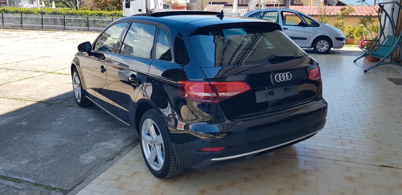 Audi A3 SPB 30 g-tron S tronic Sport