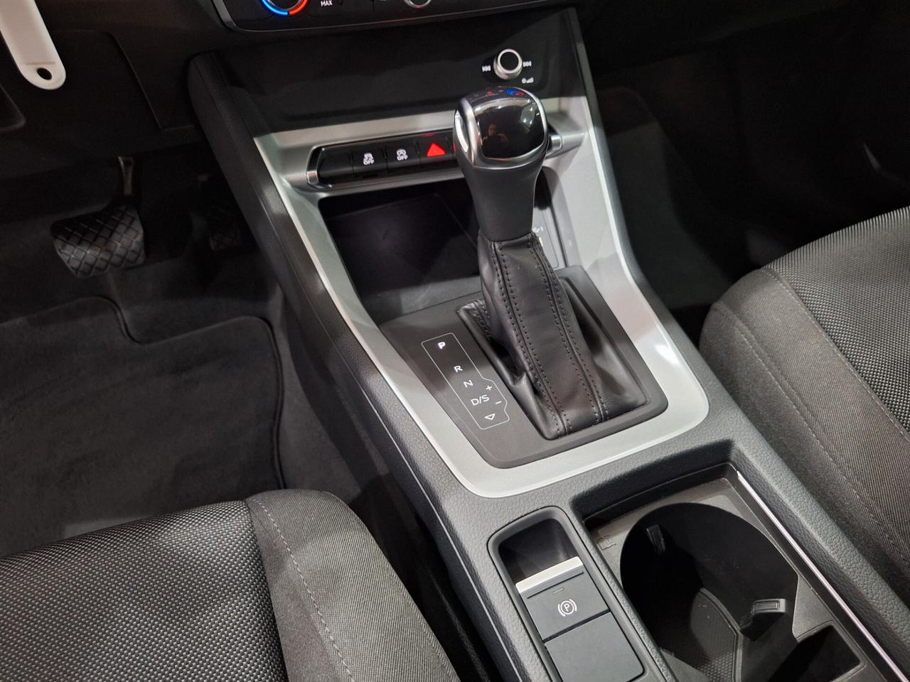 Audi Q3 35 TDI Stronic 90.000KM Business Advanced