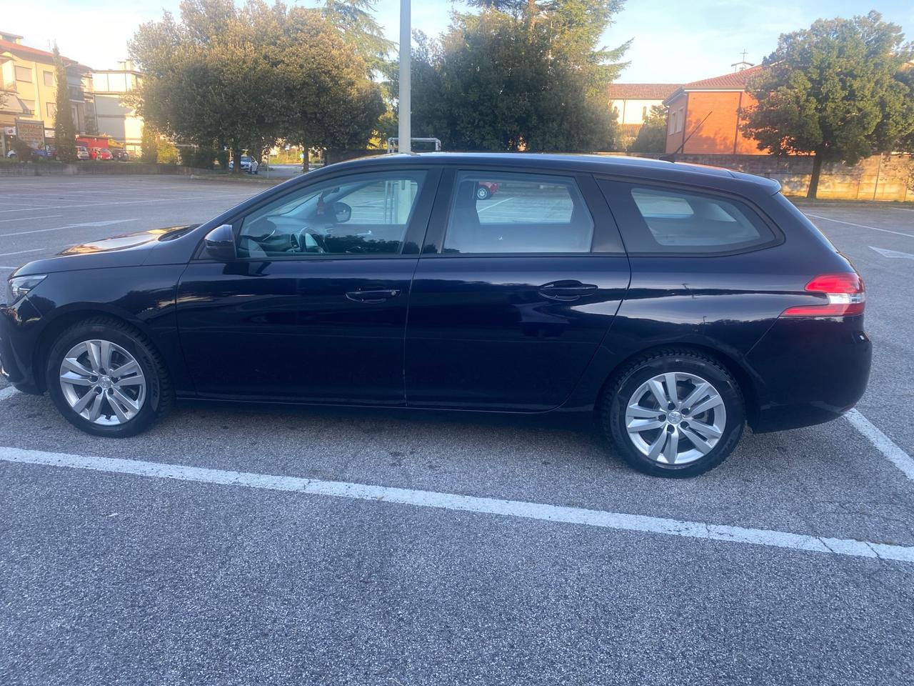 Peugeot 308 BlueHDi 120 S&S EAT6 SW Business