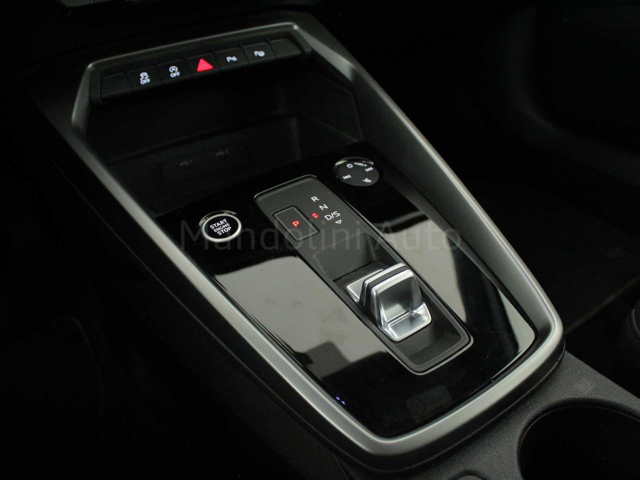 Audi A3 sportback 30 1.5 g-tron business s tronic