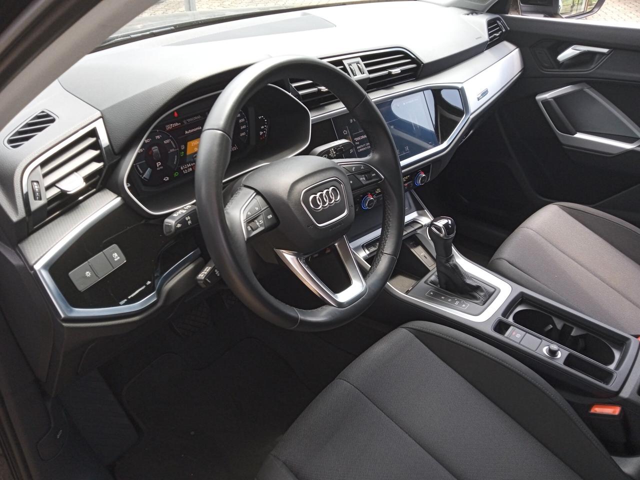 Audi Q3 45 SPB APPLE CAR PLAY SENS PARK DOPPI RETROCAMERA NAVY CRUISE CONTROL PRONTA CONSEGNA