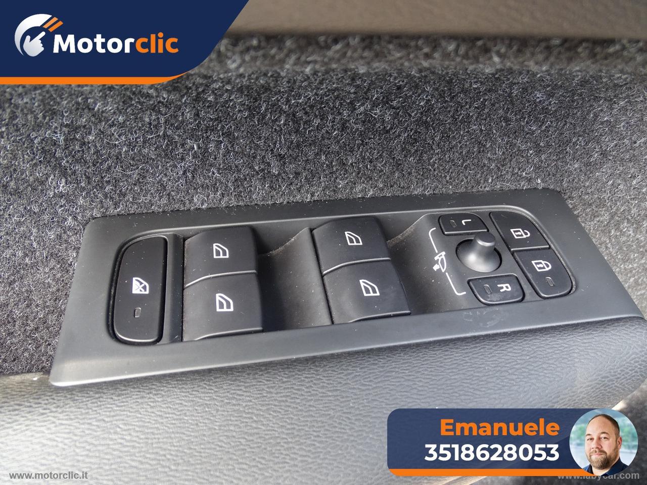 VOLVO XC40 T3 Momentum Core