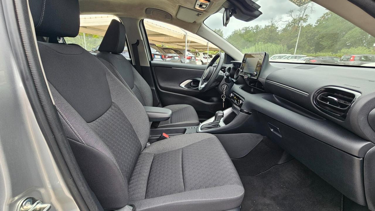 Toyota Yaris 1.5 Hybrid 5 porte Sport